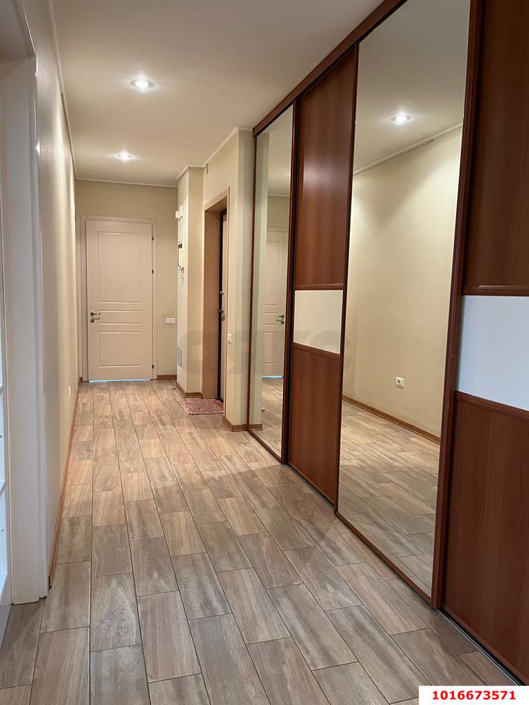 Фото №11: 3-комнатная квартира 118 м² - Краснодар, Западный внутригородской округ, Горгаз, мкр. Центральный, ул. Кубанская набережная, 4