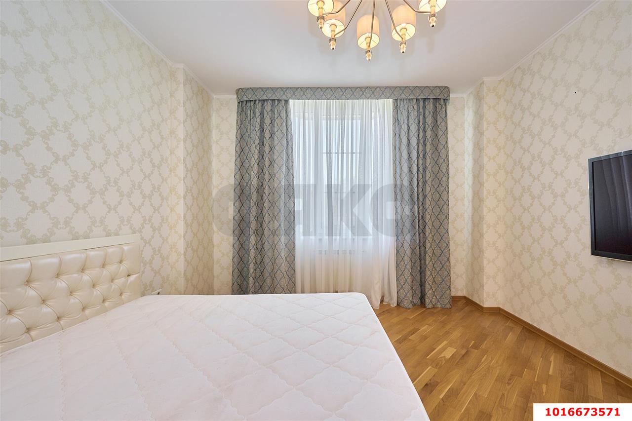 Фото №11: 3-комнатная квартира 118 м² - Краснодар, Западный внутригородской округ, Горгаз, мкр. Центральный, ул. Кубанская набережная, 4