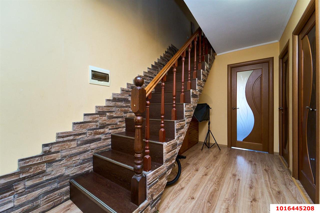 Фото №13: Дом 193 м² + 12 сот. - Южный, ул. Крайняя, 14