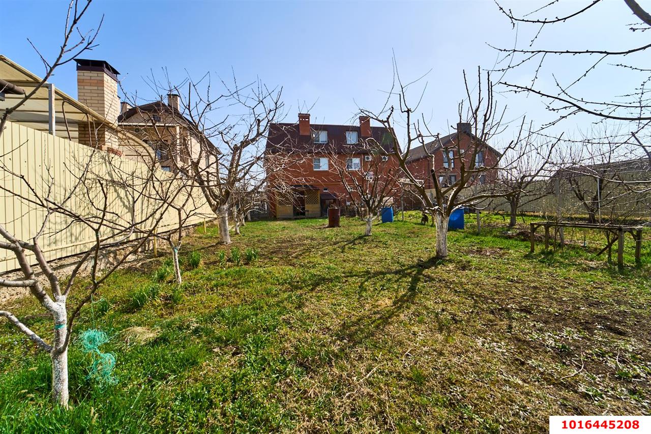 Фото №3: Дом 193 м² + 12 сот. - Южный, ул. Крайняя, 14