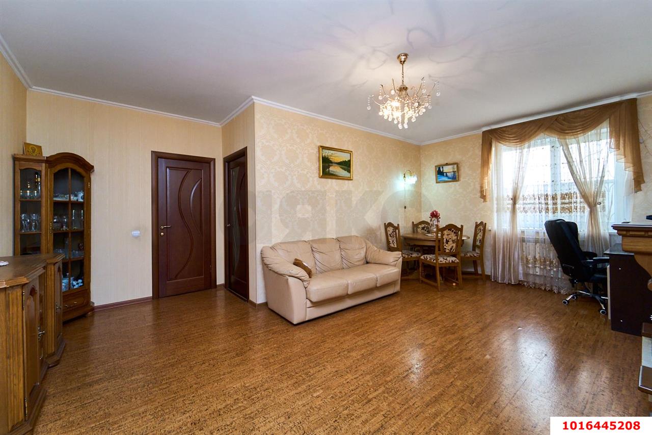 Фото №6: Дом 193 м² + 12 сот. - Южный, ул. Крайняя, 14