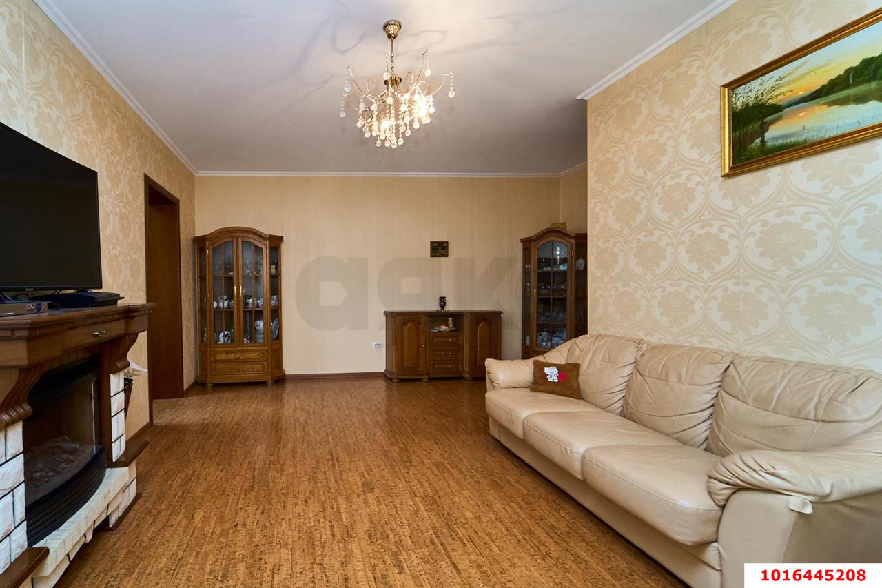 Фото №8: Дом 193 м² + 12 сот. - Южный, ул. Крайняя, 14