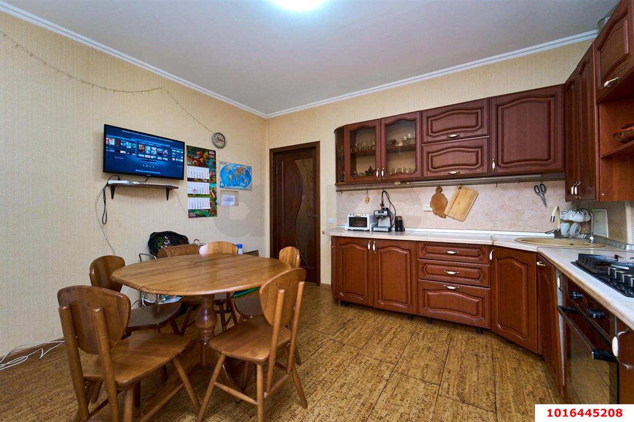 Фото №11: Дом 193 м² + 12 сот. - Южный, ул. Крайняя, 14