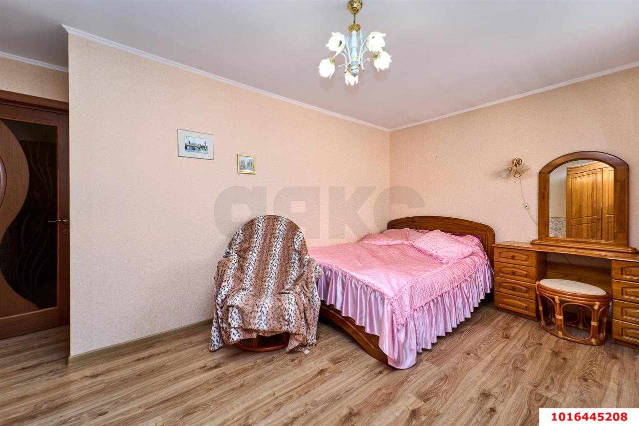 Фото №16: Дом 193 м² + 12 сот. - Южный, ул. Крайняя, 14