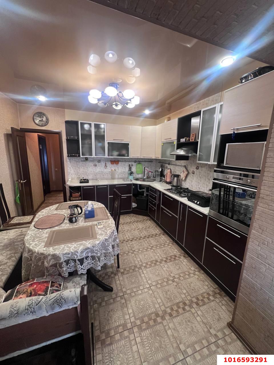 Фото №1: 2-комнатная квартира 72 м² - Яблоновский, ул. Гагарина, 4к1