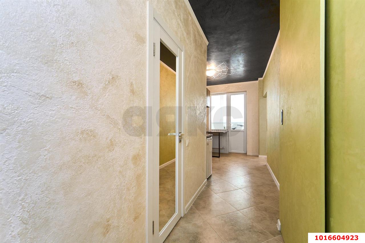 Фото №11: 1-комнатная квартира <span class="whitespace-nowrap">40 м²</span>, <span class="whitespace-nowrap">7/18 эт.</span> - Краснодар, Карасунский внутригородской округ, мкр. жилой комплекс Фреш, ул. Автолюбителей