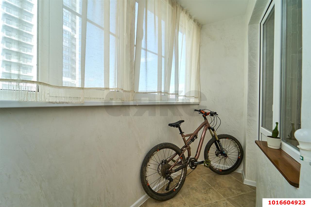 Фото №15: 1-комнатная квартира <span class="whitespace-nowrap">40 м²</span>, <span class="whitespace-nowrap">7/18 эт.</span> - Краснодар, Карасунский внутригородской округ, мкр. жилой комплекс Фреш, ул. Автолюбителей
