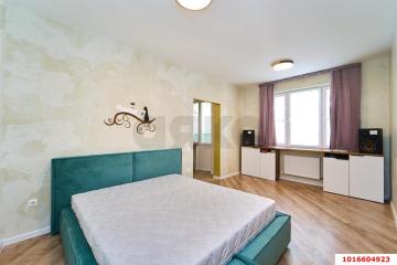 Фото №1: 1-комнатная квартира <span class="whitespace-nowrap">37 м²</span>, <span class="whitespace-nowrap">7/18 эт.</span> - Краснодар, мкр. жилой комплекс Фреш, ул. имени Валерия Гассия, 4/7к1