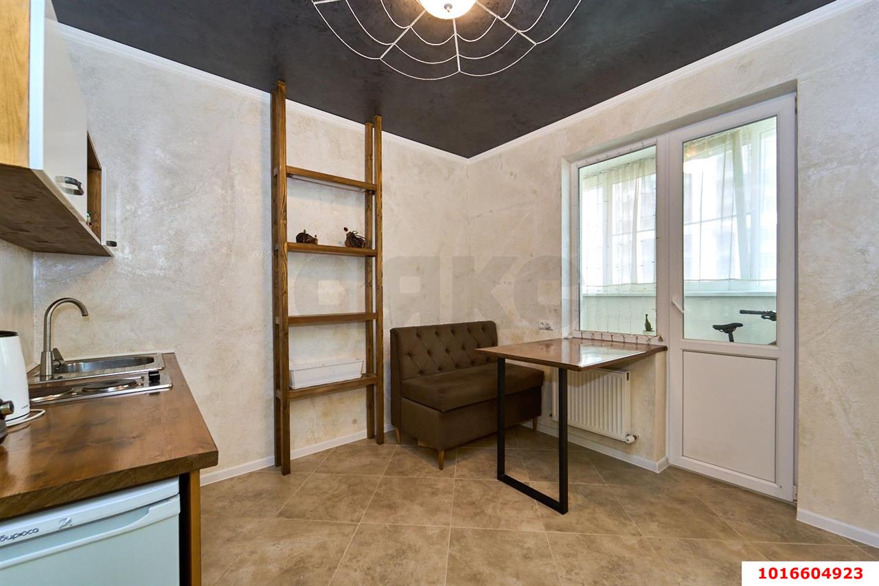 Фото №8: 1-комнатная квартира <span class="whitespace-nowrap">40 м²</span>, <span class="whitespace-nowrap">7/18 эт.</span> - Краснодар, Карасунский внутригородской округ, мкр. жилой комплекс Фреш, ул. Автолюбителей