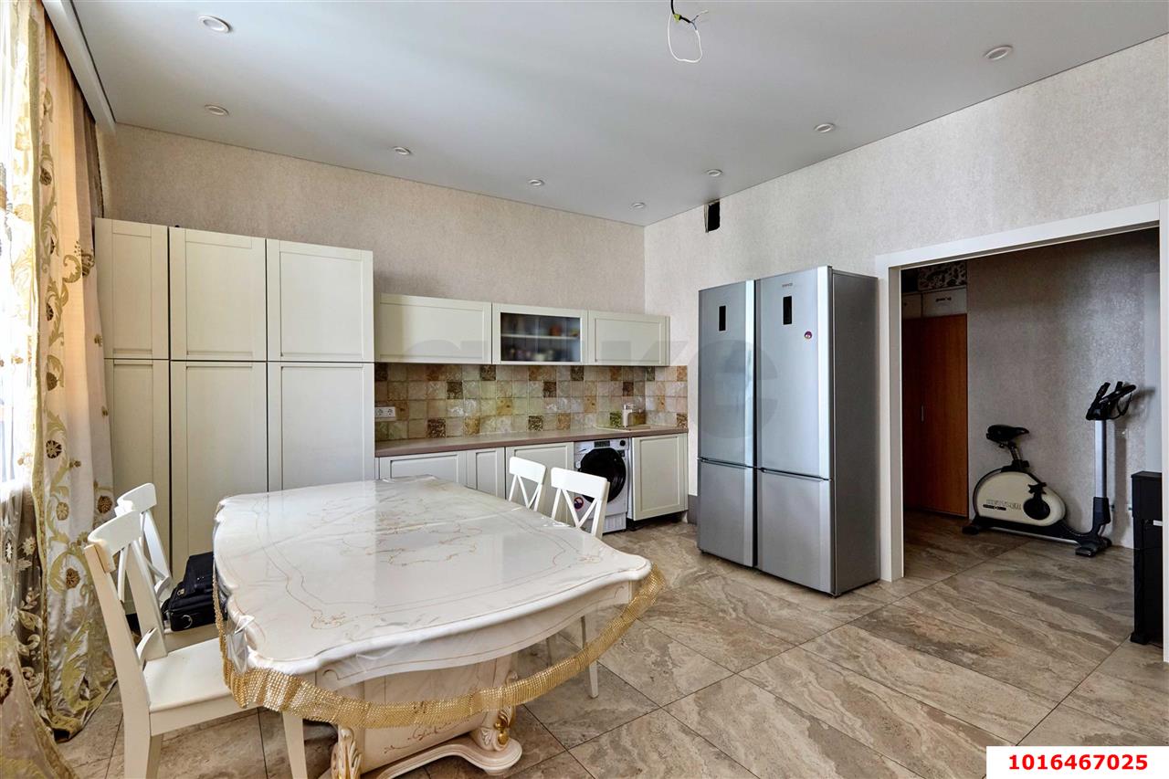 Фото №8: 2-комнатная квартира 80 м² - Краснодар, мкр. Западный внутригородской округ, ул. имени Дзержинского, 93