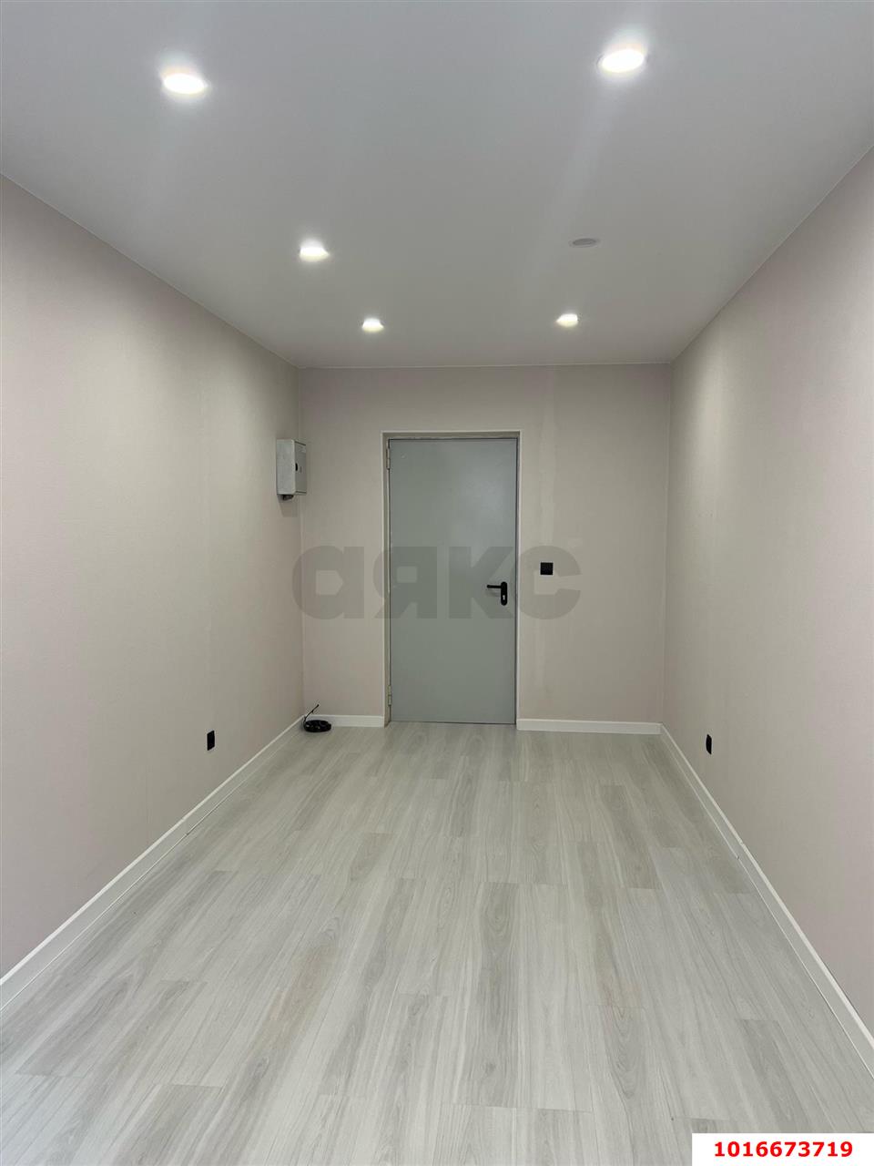 Фото №1: Коммерция 17 м² - Краснодар, Завод Радиоизмерительных Приборов, имени Петра Метальникова, Прикубанский внутригородской округ, мкр. жилой комплекс Радуга, ул. Евгении Жигуленко, 7к2