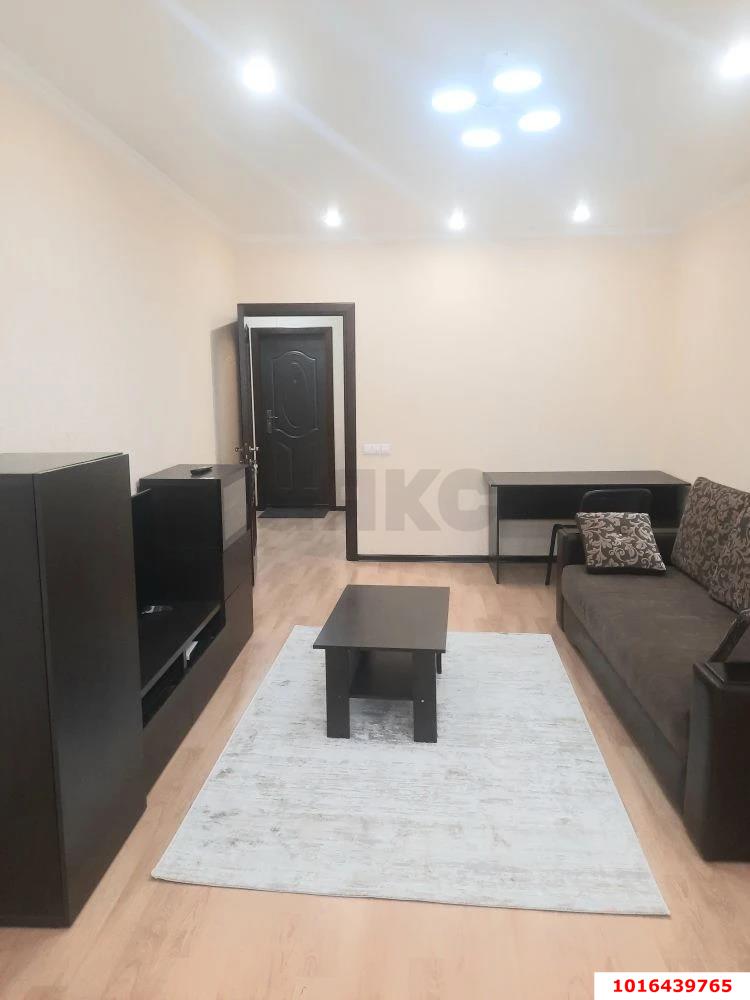 Фото №3: 1-комнатная квартира 43 м² - Краснодар, ЖК Черёмушки, жилой комплекс Черёмушки, Центральный внутригородской округ, мкр. Черёмушки, ул. Кубанская, 47