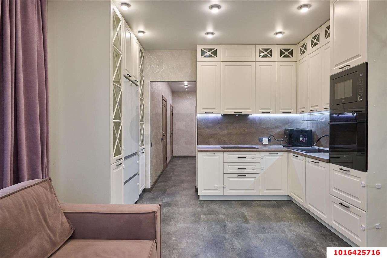 Фото №6: 2-комнатная квартира 65 м² - Краснодар, Прикубанский внутригородской округ, Завод Радиоизмерительных Приборов, жилой комплекс Лучший, мкр. имени Петра Метальникова, ул. Петра Метальникова, 38