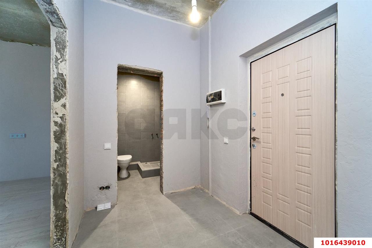 Фото №6: Студия 27 м² - Краснодар, Прикубанский внутригородской округ, мкр. ЖК Красная Площадь, ул. им. Мурата Ахеджака, 12к4