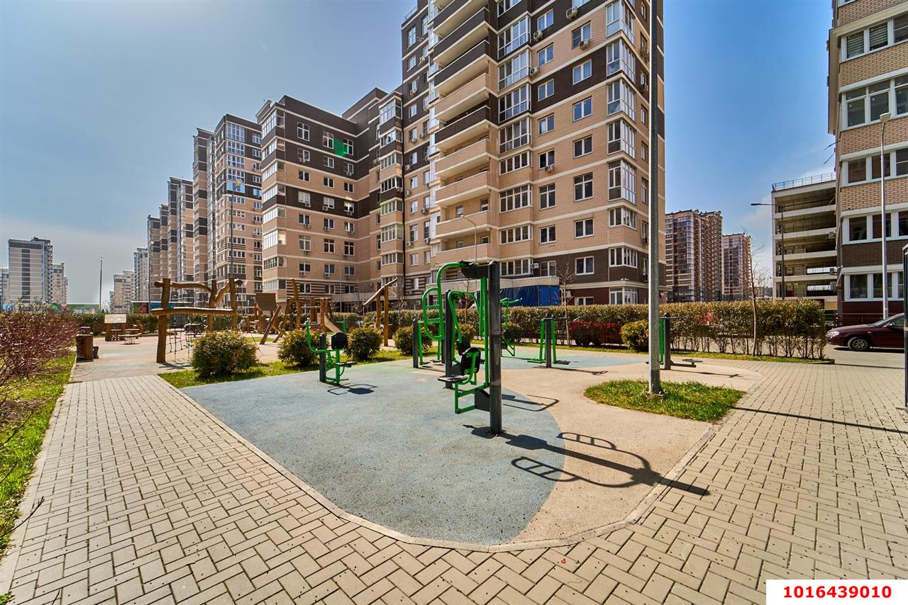 Фото №8: Студия 27 м² - Краснодар, Прикубанский внутригородской округ, мкр. ЖК Красная Площадь, ул. им. Мурата Ахеджака, 12к4