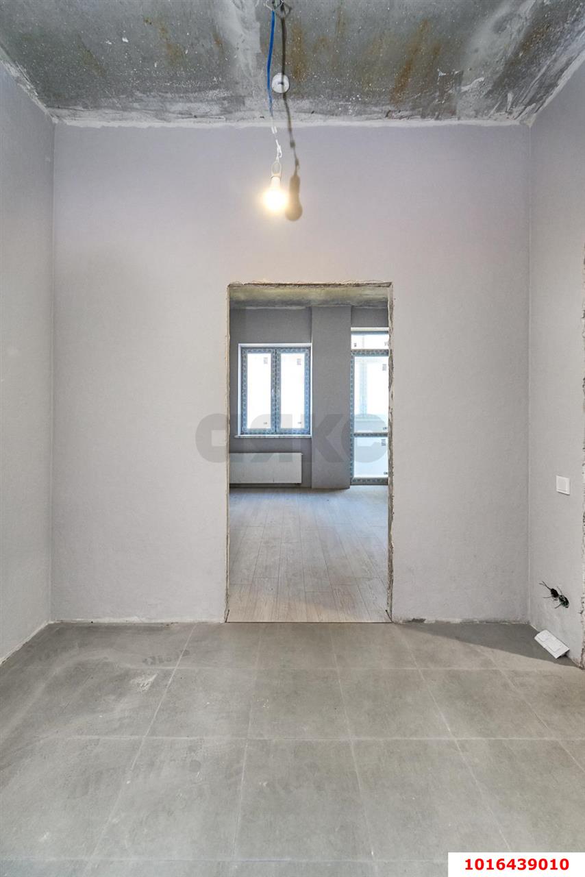 Фото №3: Студия 27 м² - Краснодар, Прикубанский внутригородской округ, мкр. ЖК Красная Площадь, ул. им. Мурата Ахеджака, 12к4