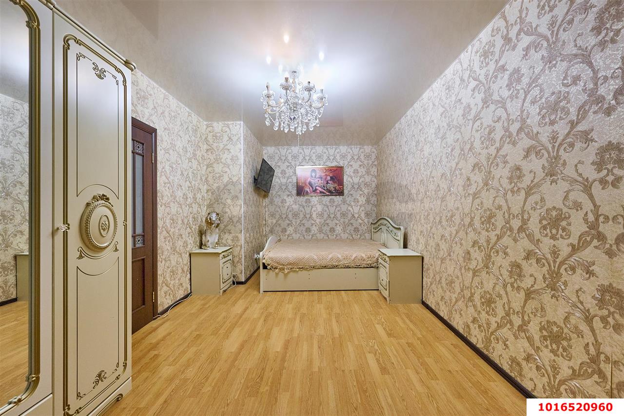 Фото №3: 1-комнатная квартира 40 м² - Краснодар, Прикубанский внутригородской округ, имени Петра Метальникова, мкр. жилой комплекс Времена Года-2