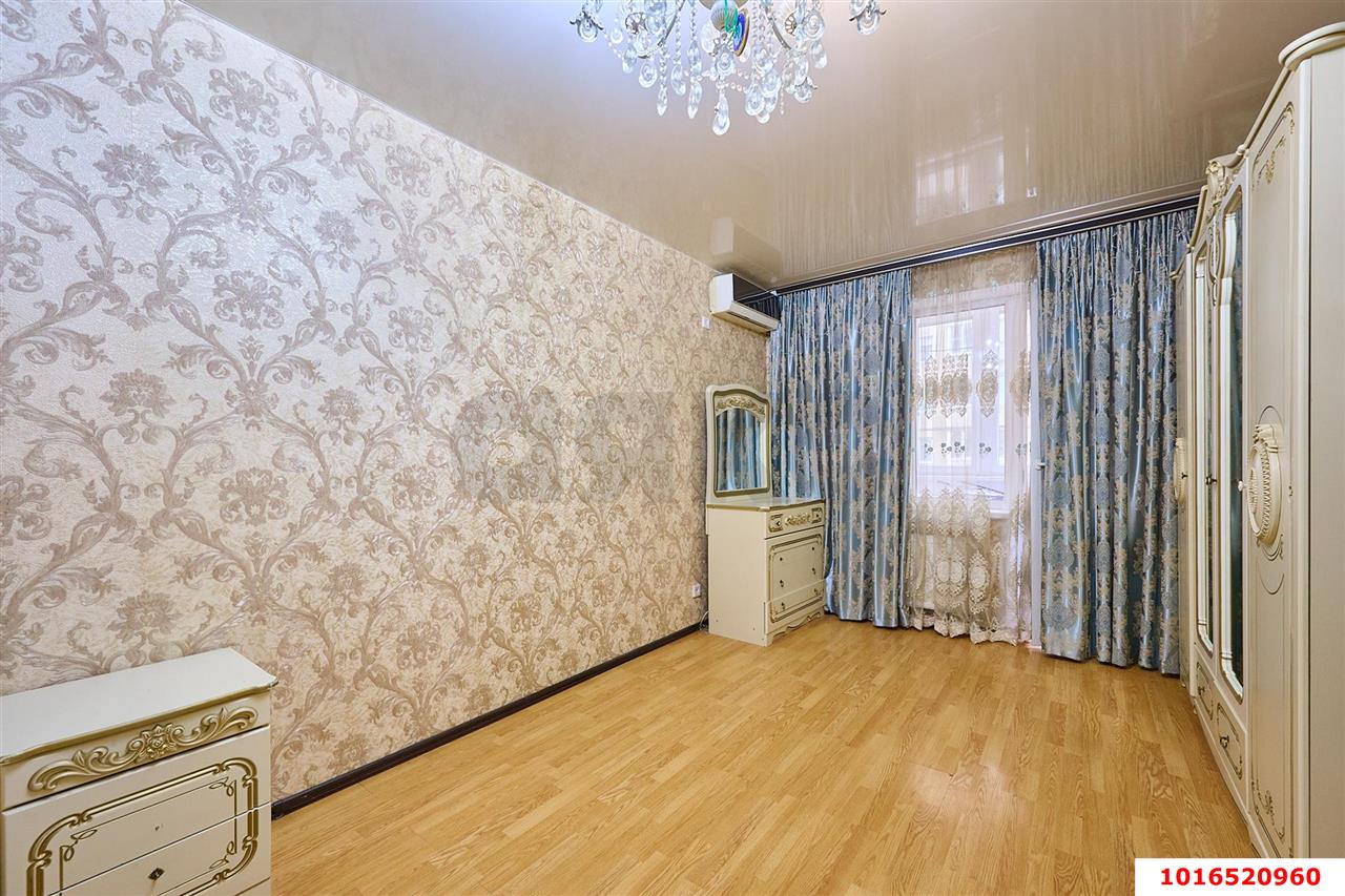 Фото №2: 1-комнатная квартира 40 м² - Краснодар, Прикубанский внутригородской округ, имени Петра Метальникова, мкр. жилой комплекс Времена Года-2