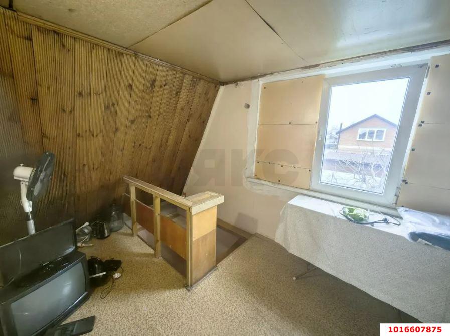 Фото №10: Дом <span class="whitespace-nowrap">67 м²</span> <span class="whitespace-nowrap">+ 4 сот.</span>, <span class="whitespace-nowrap">1 эт.</span> - Знаменский, Карасунский внутригородской округ, мкр. СНТ Восход, ул. Западная, 42