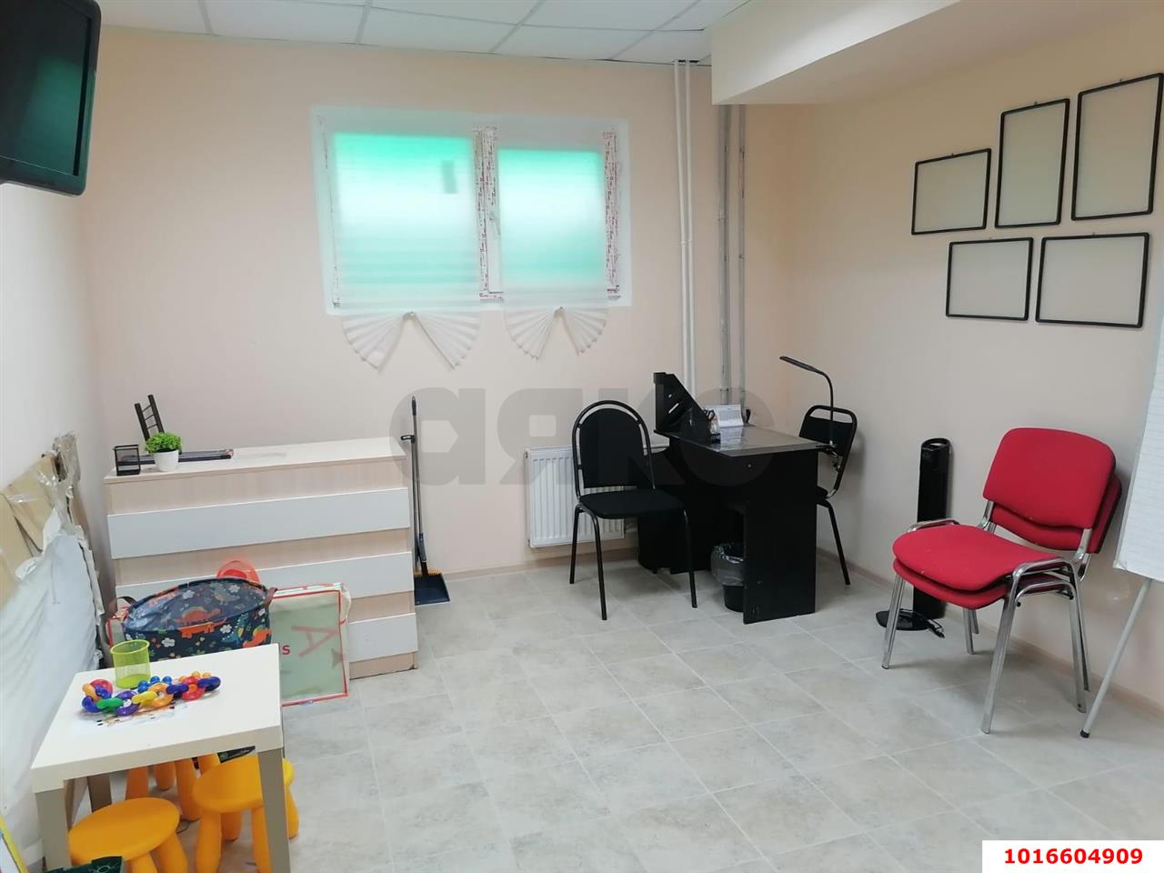 Фото №1: Коммерция 35 м² - Краснодар, Карасунский внутригородской округ, Комсомольский, мкр. жилой комплекс Пересвет-Карасунский, ул. Сормовская, 212