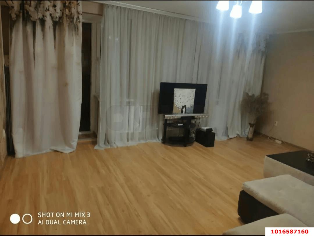 Фото №2: 2-комнатная квартира 64 м² - Краснодар, Прикубанский внутригородской округ, мкр. имени Н.И. Вавилова, ул. Вавилова, 18к1