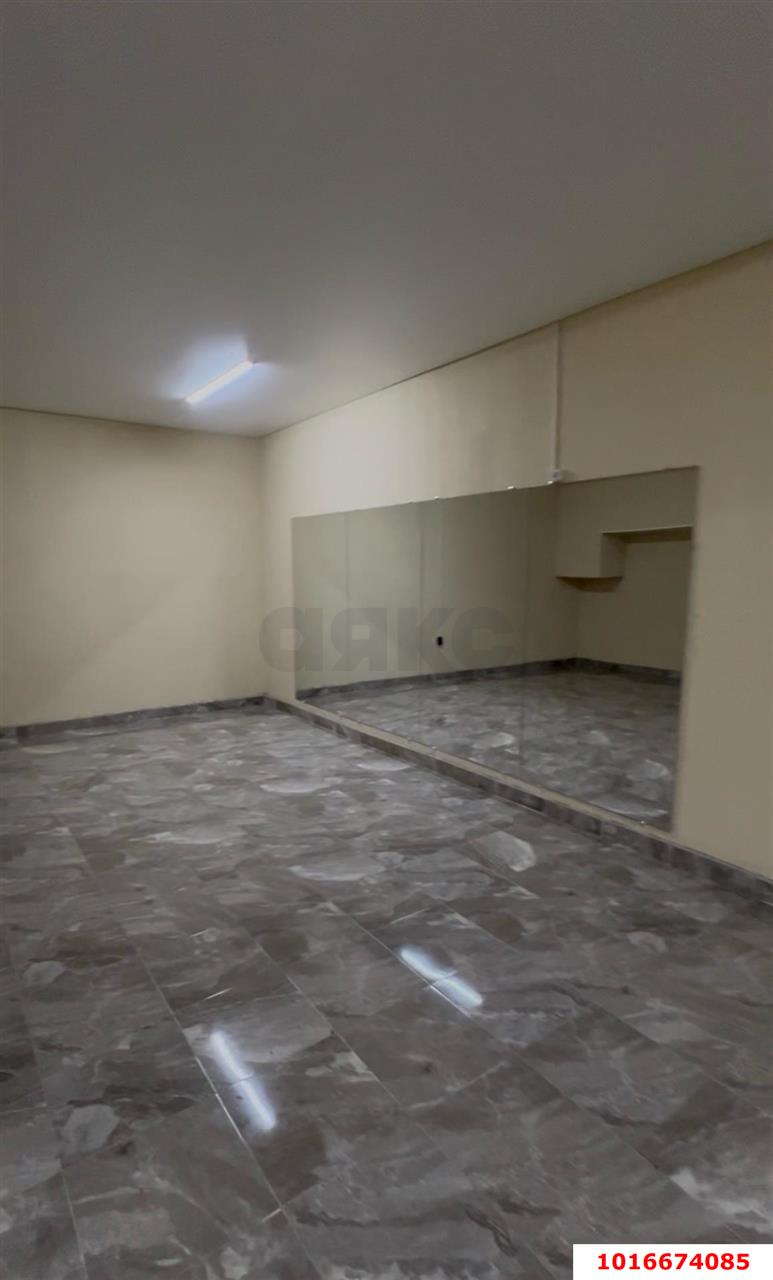 Фото №4: Коммерция 42 м² - Краснодар, Прикубанский внутригородской округ, имени Петра Метальникова, Завод Радиоизмерительных Приборов, мкр. жилой комплекс Три Кита, ул. Московская, 131к3