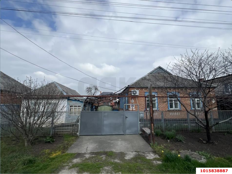 Фото №8: Дом <span class="whitespace-nowrap">81 м²</span> <span class="whitespace-nowrap">+ 10 сот.</span>, <span class="whitespace-nowrap">1 эт.</span> - Лазурный, мкр. Прикубанский внутригородской округ, ул. Спортивная, 19