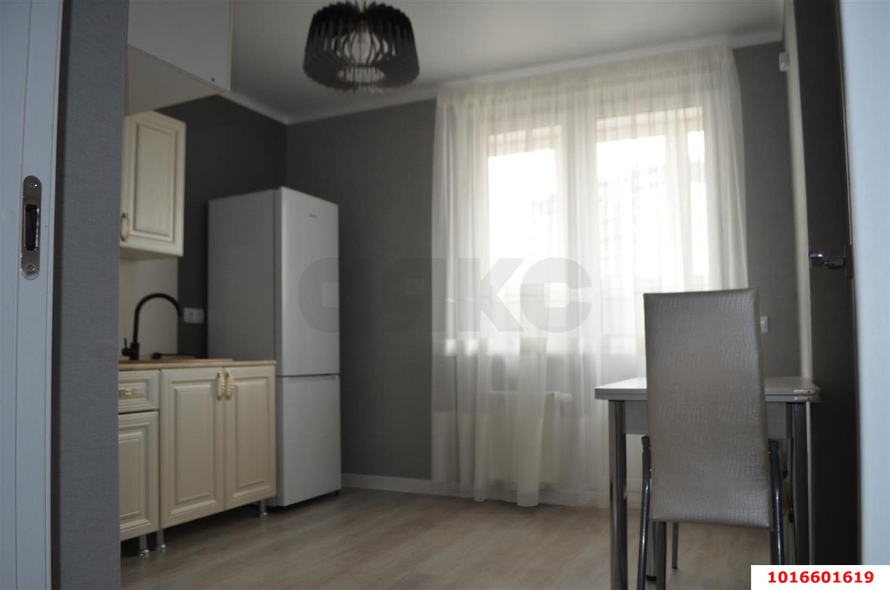 Фото №2: 1-комнатная квартира 38 м² - Краснодар, Прикубанский внутригородской округ, мкр. жилой комплекс Сармат, ул. Константина Гондаря, 98