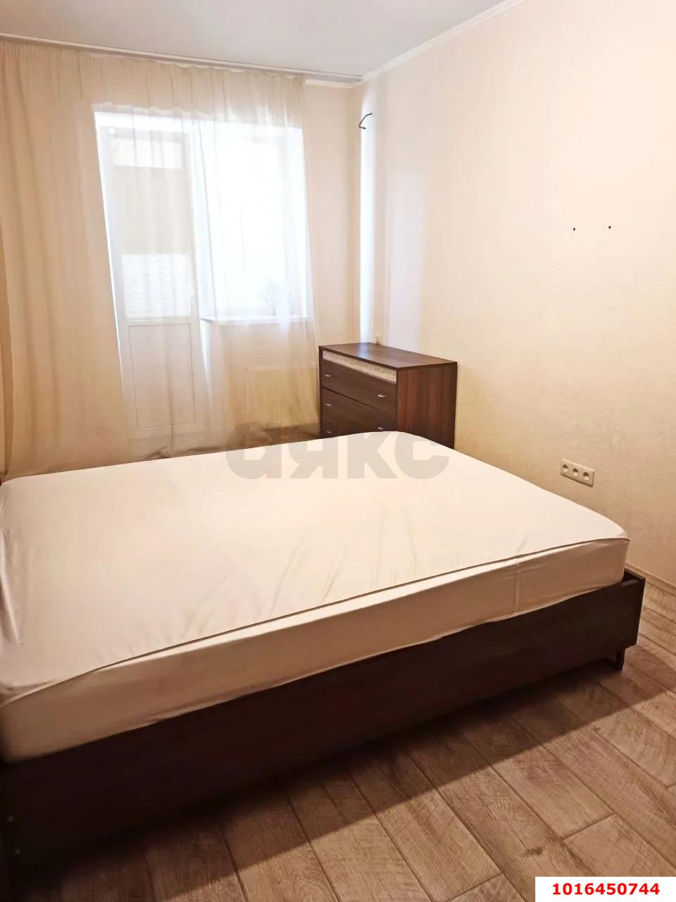 Фото №6: 2-комнатная квартира 61 м² - Краснодар, ул. Генерала Петрова, 35