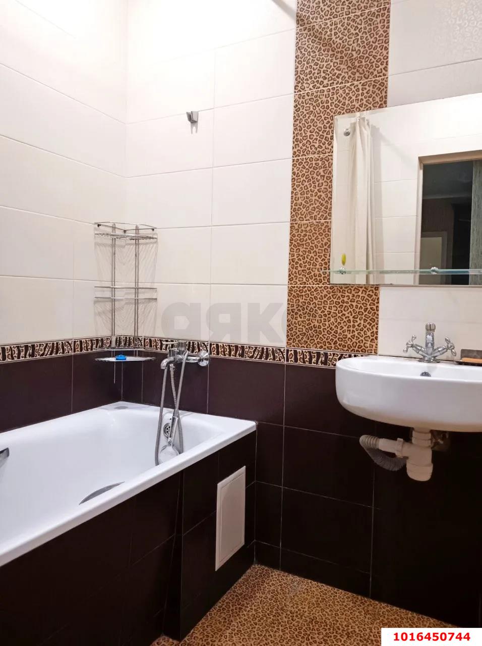 Фото №5: 2-комнатная квартира 61 м² - Краснодар, ул. Генерала Петрова, 35