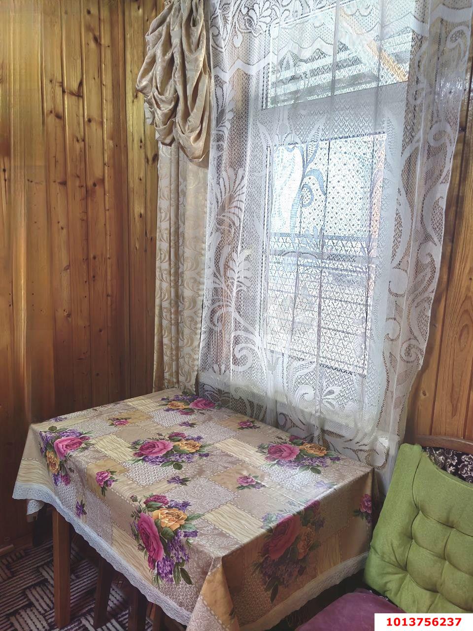 Фото №3: 2-комнатная квартира 39 м² - Краснодар, Центральный внутригородской округ, мкр. Центральный, ул. Коммунаров, 110