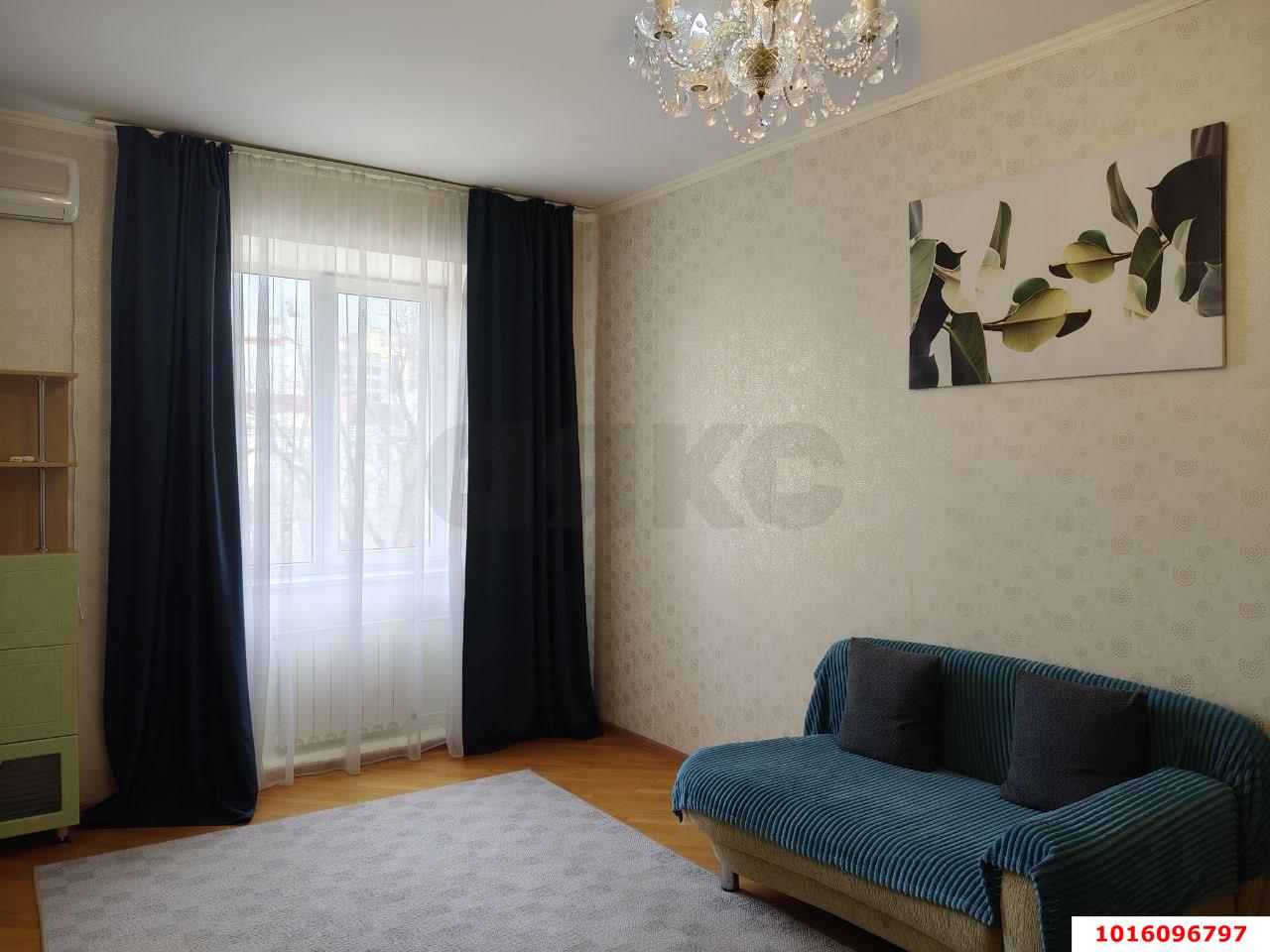 Фото №1: 2-комнатная квартира 58 м² - Краснодар, Западный внутригородской округ, мкр. Центральный, ул. имени Пушкина, 29