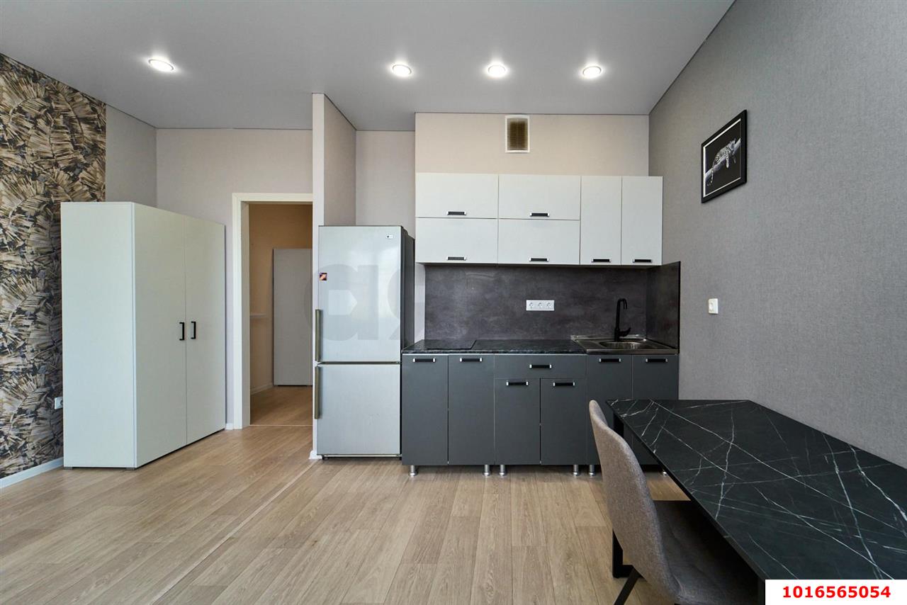 Фото №4: Студия 26 м² - Краснодар, Губернский, мкр. Прикубанский внутригородской округ, ул. им. Героя Яцкова И.В., 19к2