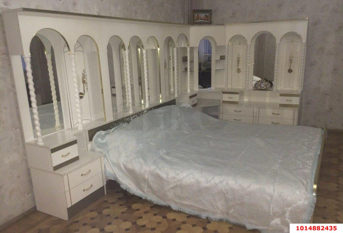 Фото №3: Дом 350 м² + 3 сот. - Краснодар, Центральный внутригородской округ, Покровка, мкр. Центральный, ул. Володарского, 42