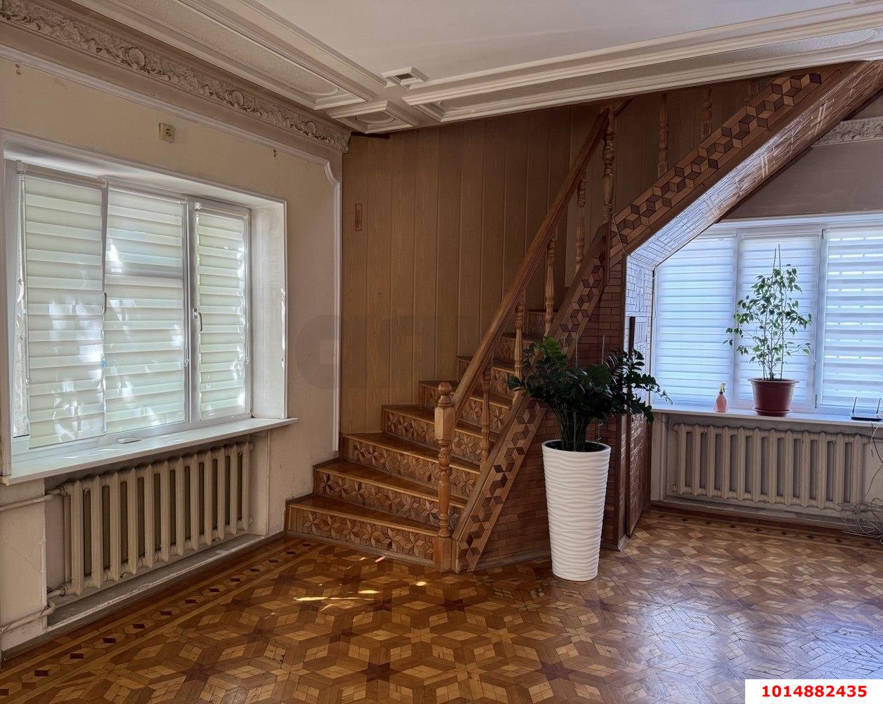 Фото №2: Дом 350 м² + 3 сот. - Краснодар, Центральный внутригородской округ, Покровка, мкр. Центральный, ул. Володарского, 42