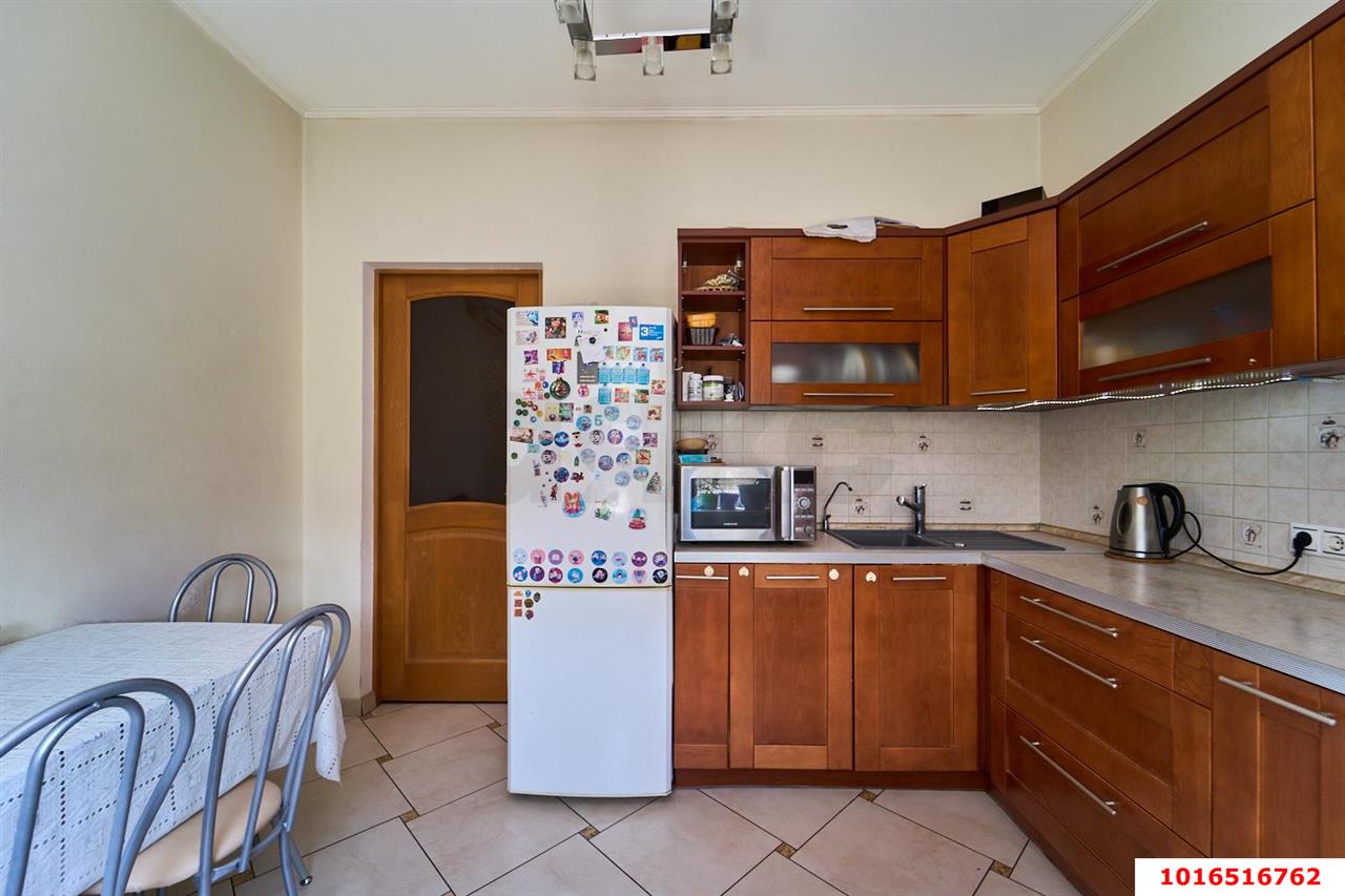 Фото №14: 2-комнатная квартира <span class="whitespace-nowrap">74 м²</span>, <span class="whitespace-nowrap">1/8 эт.</span> - Краснодар, Прикубанский внутригородской округ, мкр. Восточно-Кругликовский, ул. Черкасская, 63