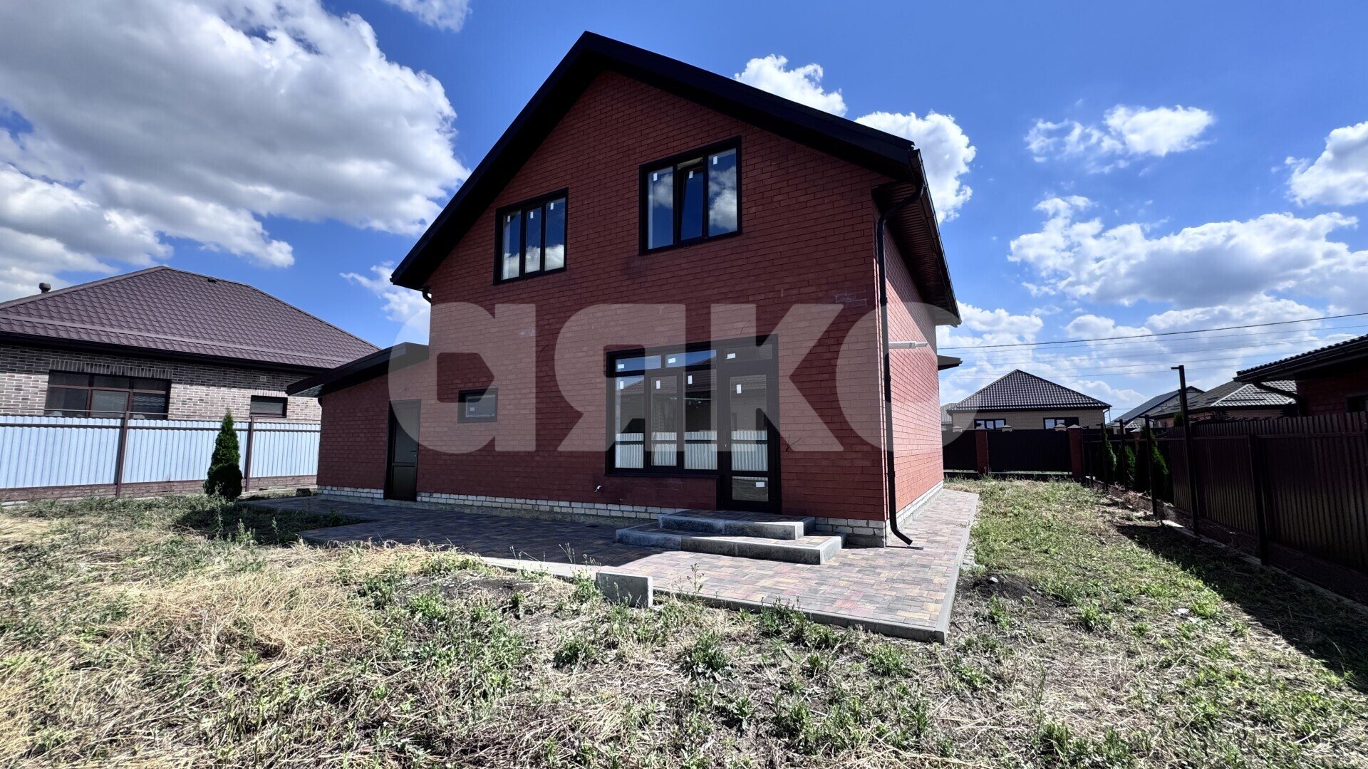 Фото №6: Дом <span class="whitespace-nowrap">158 м²</span> <span class="whitespace-nowrap">+ 5 сот.</span>, <span class="whitespace-nowrap">2 эт.</span> - Кореновск, ул. Тихорецкая