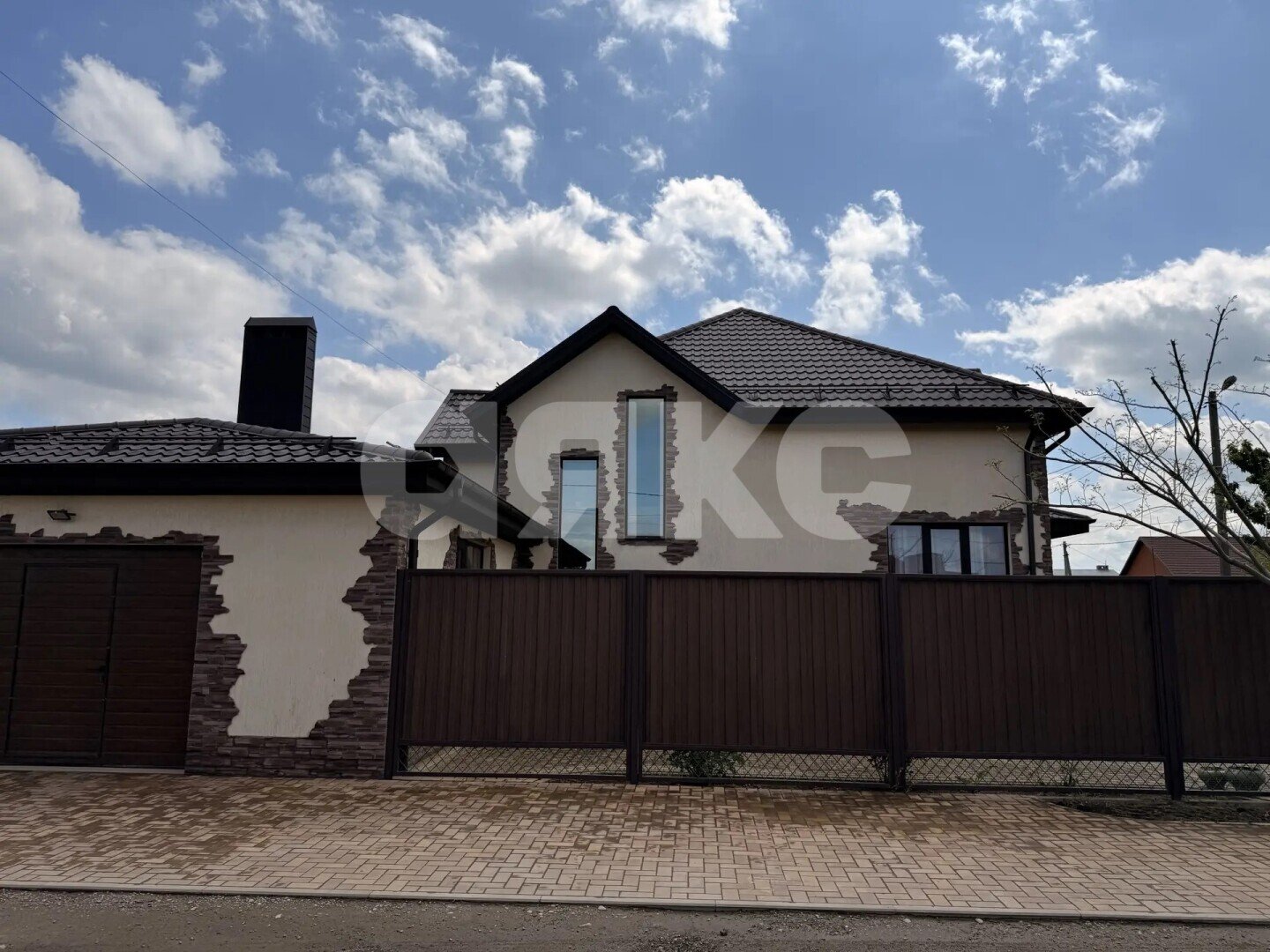 Фото №5: Дом 249 м² + 5.3 сот. - Кореновск, ул. Крымская, 1К