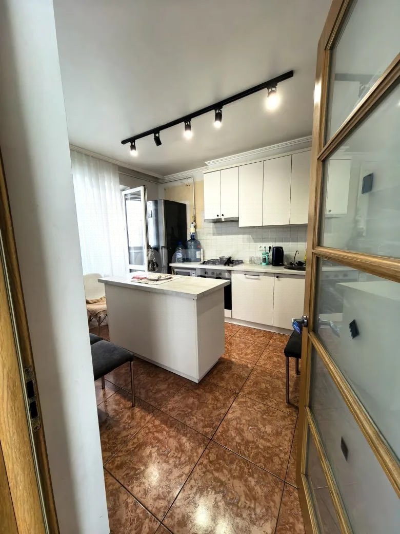 Фото №4: 4-комнатная квартира 85 м² - Мариуполь, Жовтневый, мкр. Западный, пр-кт Строителей, 136