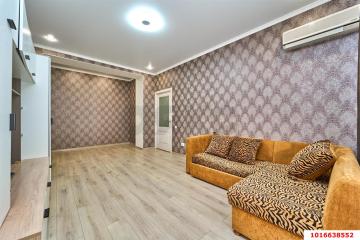 Фото №1: 2-комнатная квартира <span class="whitespace-nowrap">54 м²</span>, <span class="whitespace-nowrap">2/5 эт.</span> - Краснодар, мкр. Центральный, ул. Орджоникидзе, 56