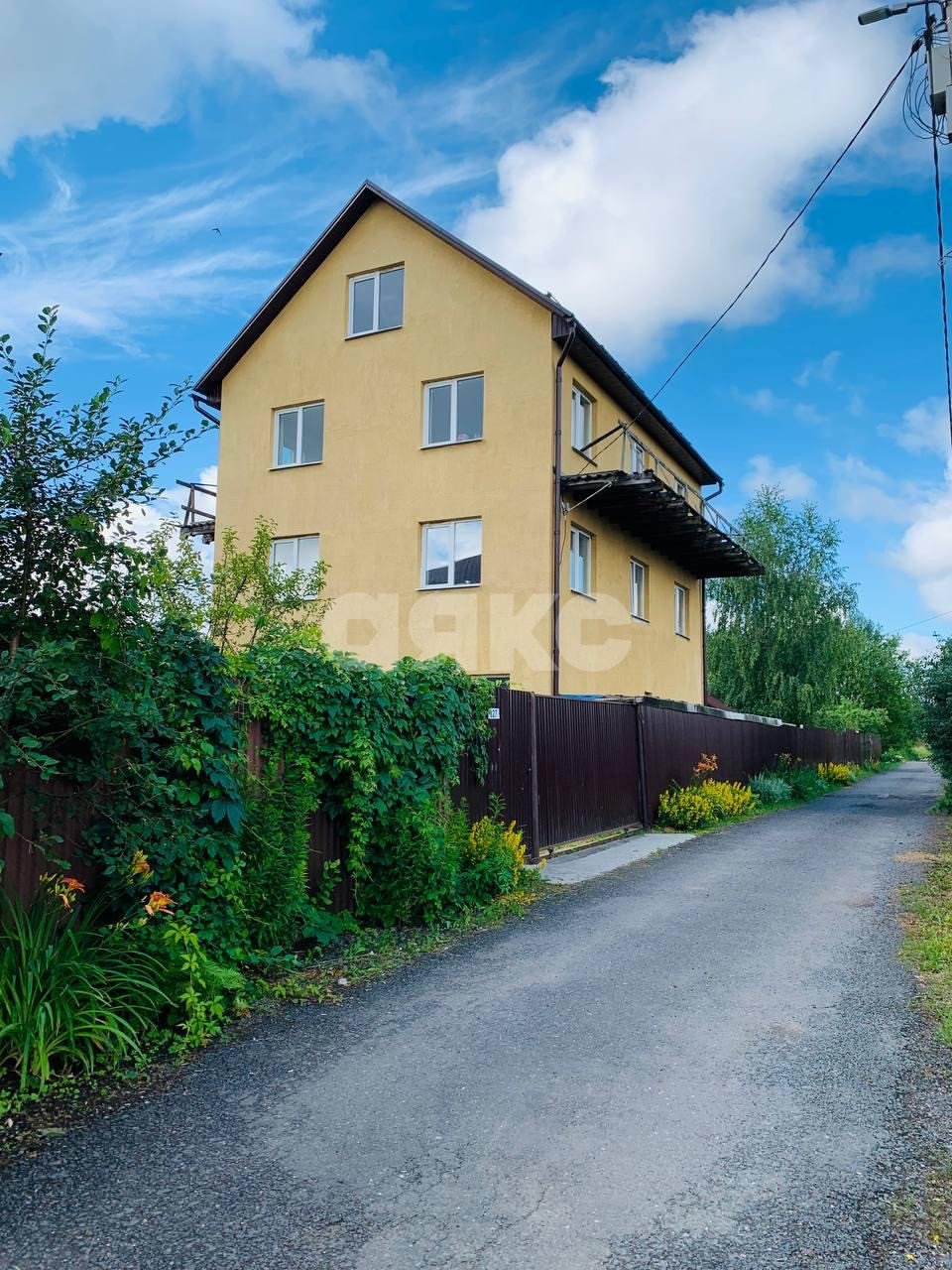 Фото №1: Дом 217 м² + 6 сот. - СНТ Земля, ул. 6-я