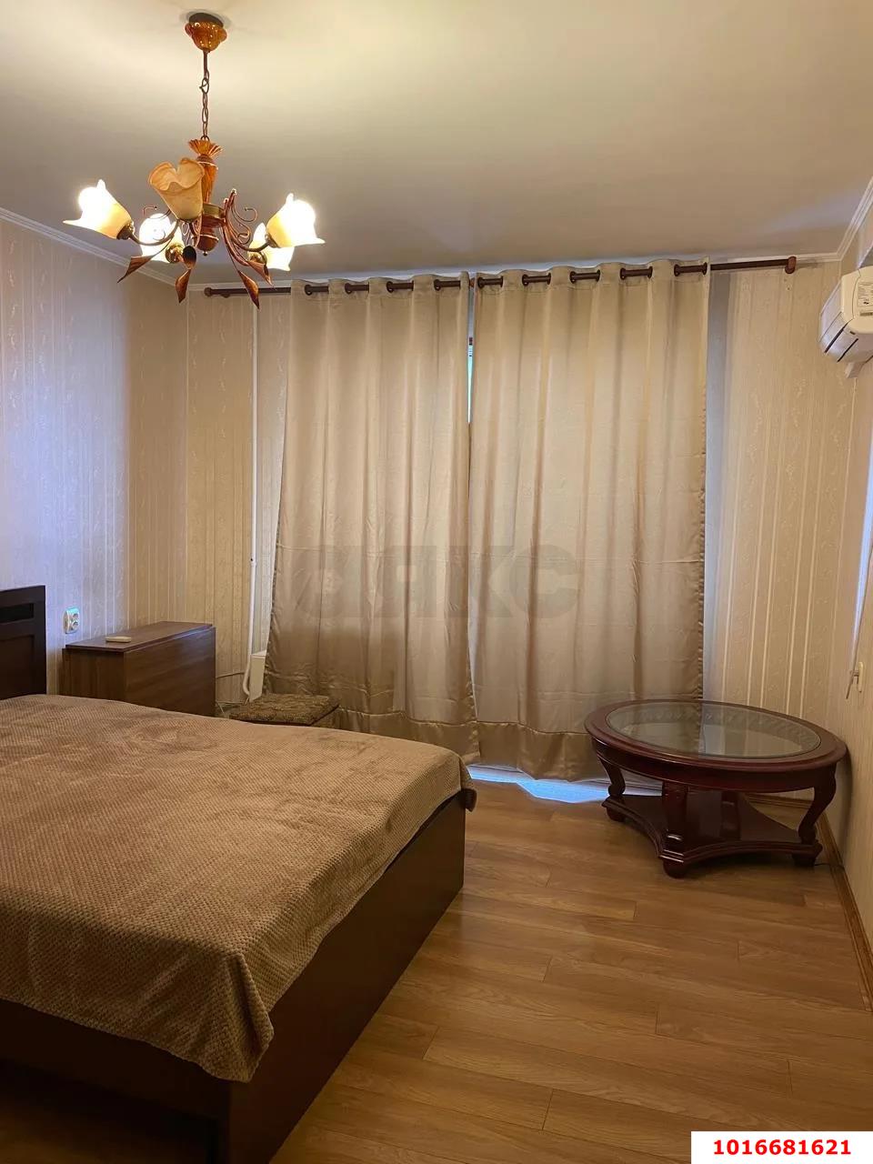 Фото №2: 2-комнатная квартира 48 м² - Краснодар, Западный внутригородской округ, мкр. Юбилейный, б-р Платановый, 5