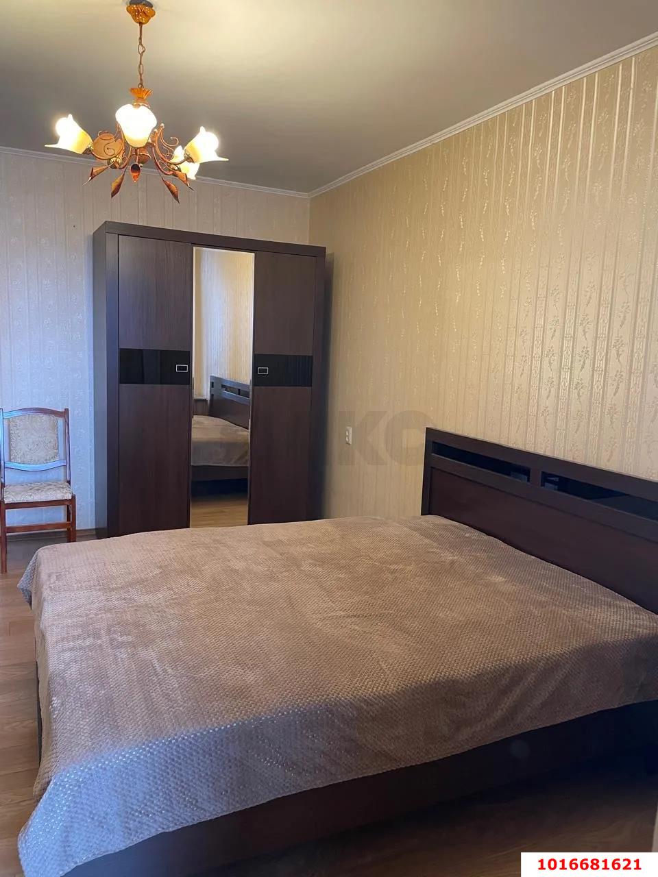 Фото №1: 2-комнатная квартира 48 м² - Краснодар, Западный внутригородской округ, мкр. Юбилейный, б-р Платановый, 5