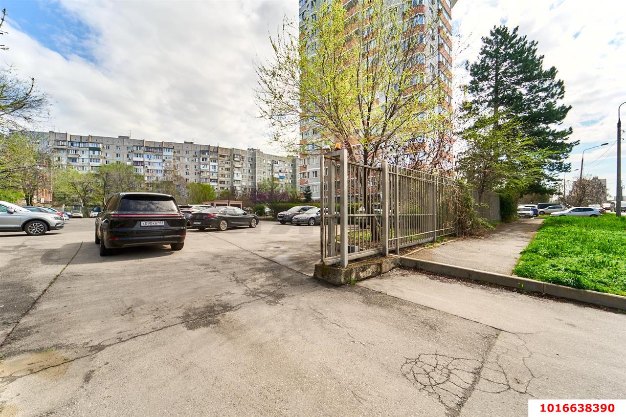 Фото №18: 2-комнатная квартира 66 м² - Краснодар, Карасунский внутригородской округ, мкр. Гидростроителей, ул. Автолюбителей, 28