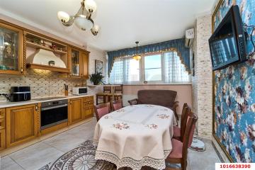 Фото №1: 2-комнатная квартира 66 м² - Краснодар, мкр. Гидростроителей, ул. Автолюбителей, 28