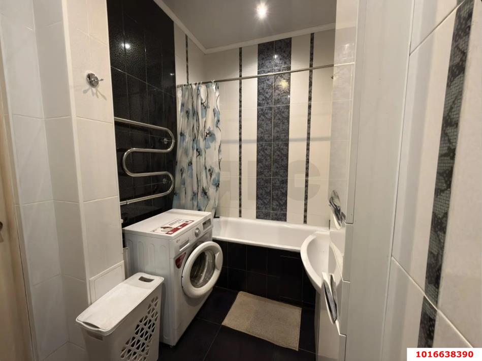 Фото №6: 2-комнатная квартира 63 м² - Краснодар, Карасунский внутригородской округ, мкр. Гидростроителей, ул. Автолюбителей, 28