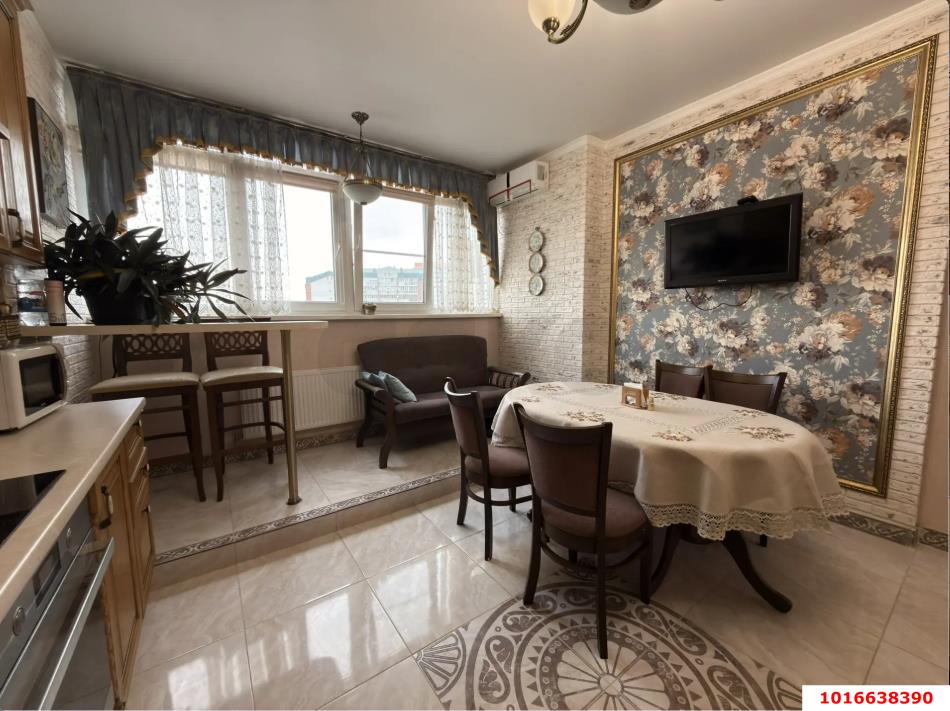 Фото №3: 2-комнатная квартира 63 м² - Краснодар, Карасунский внутригородской округ, мкр. Гидростроителей, ул. Автолюбителей, 28