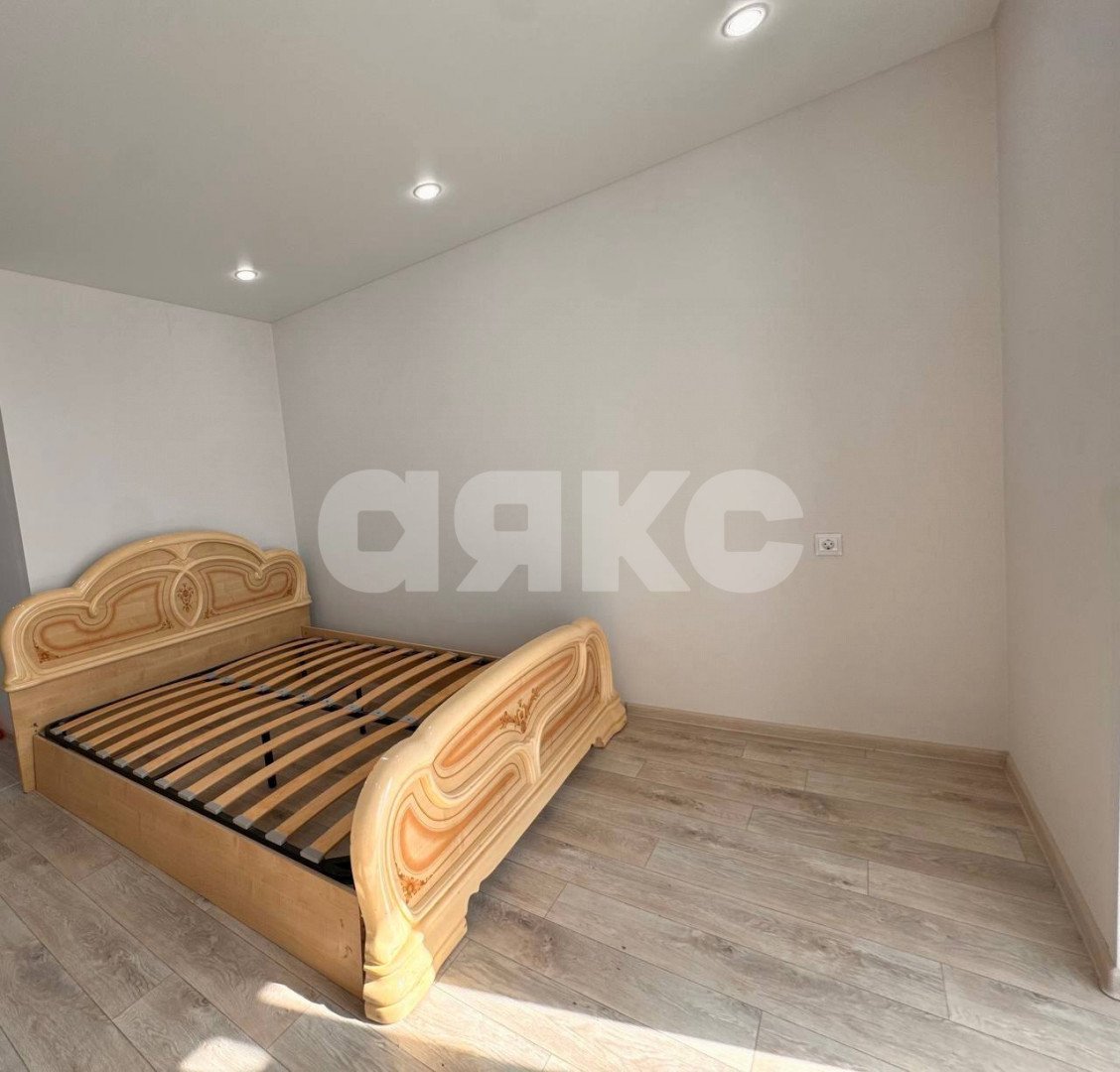 Фото №12: 3-комнатная квартира 52 м² - Нижнекамск, мкр. квартал Е, пр-кт Строителей, 3А