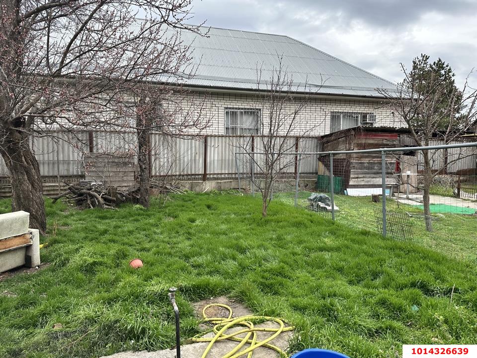 Фото №2: Дом 115 м² + 8.36 сот. - Краснодар, Центральный внутригородской округ, Покровка, мкр. Центральный, ул. Корницкого, 61