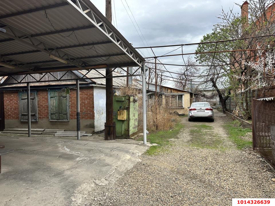 Фото №3: Дом 115 м² + 8.36 сот. - Краснодар, Центральный внутригородской округ, Покровка, мкр. Центральный, ул. Корницкого, 61